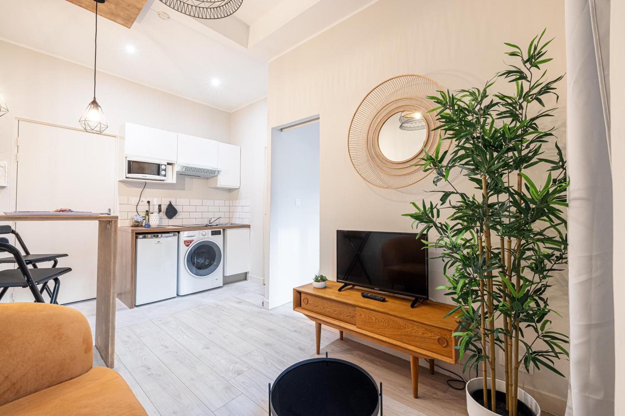 Apartamento Le Petit Jean- Pres Gare Et Tram - Supermarches - Wifi - Niza