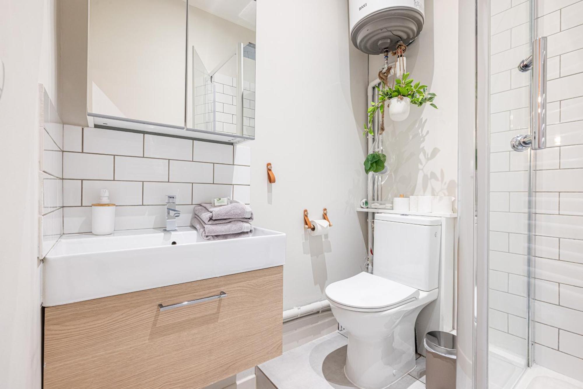 Apartamento Le Petit Jean- Pres Gare Et Tram - Supermarches - Wifi - Niza