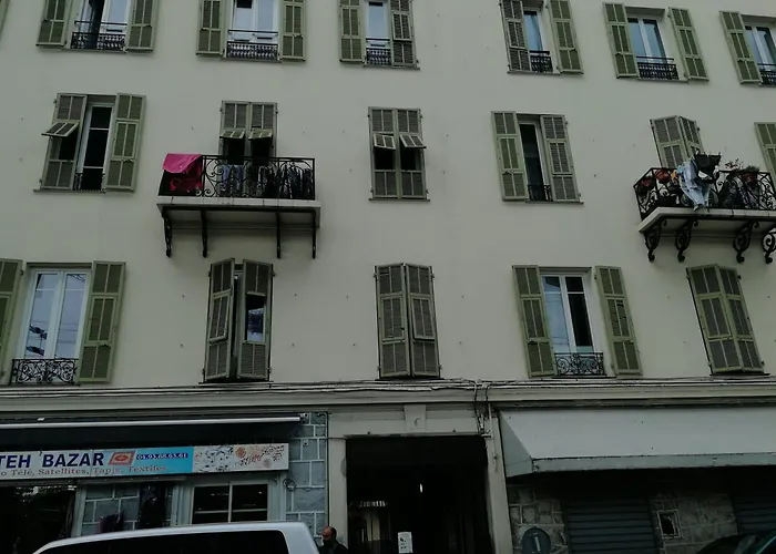 Le Petit Jean- Central Pres Gare Et Tram - Supermarches - Wifi -
